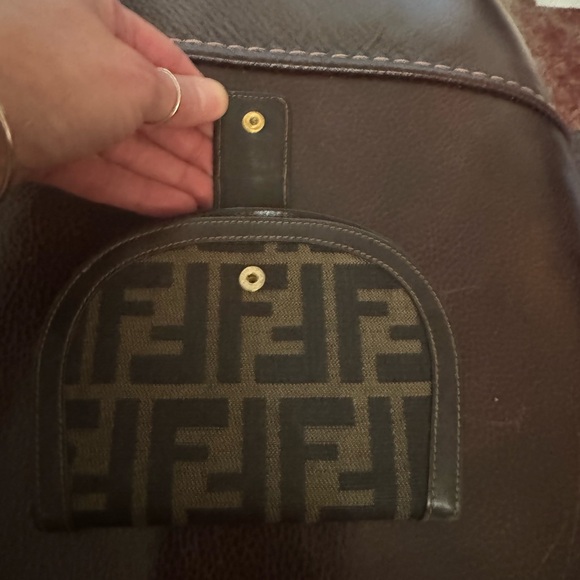 Vintage Authentic Fendi Wallet in great condition. Please see pics for details. - Picture 3 of 11